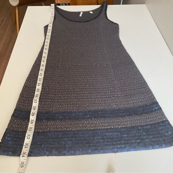 Iisli Knit Gray & Navy Sequin Mini Cocktail Dress Size Small - Picture 11 of 12